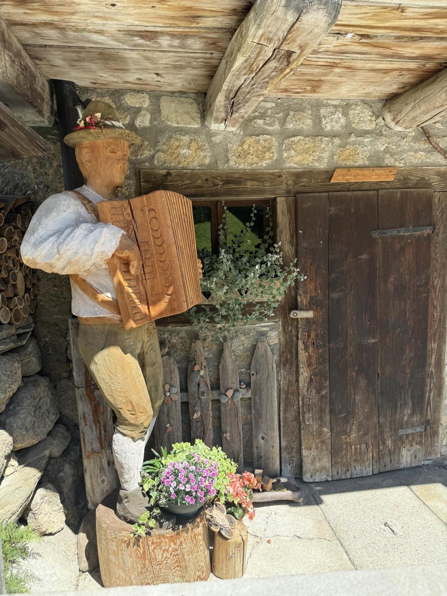 Neider Hotel - Alpine Retreat サウリス エクステリア 写真