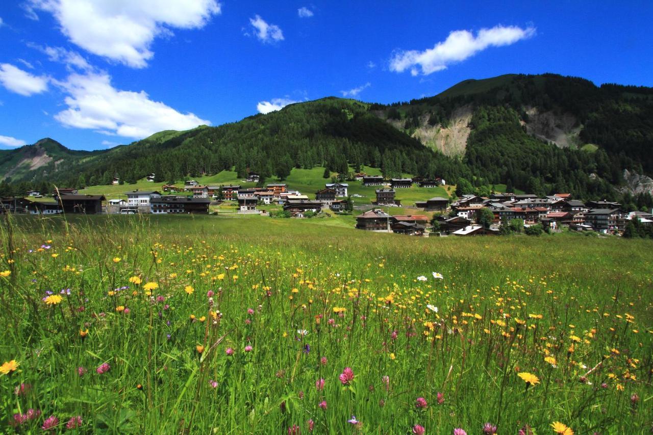 Neider Hotel - Alpine Retreat サウリス エクステリア 写真