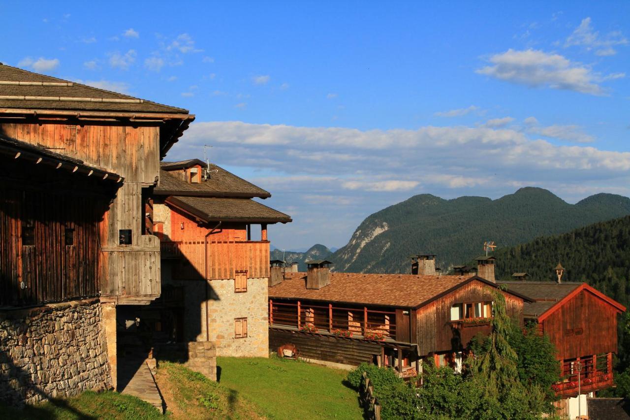 Neider Hotel - Alpine Retreat サウリス エクステリア 写真